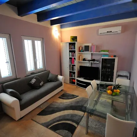 Apartment Blue House *